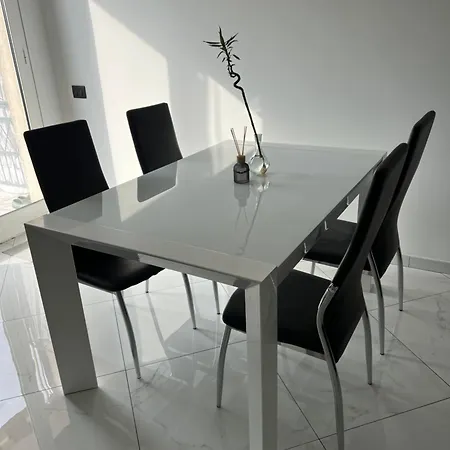Baru's Apartment